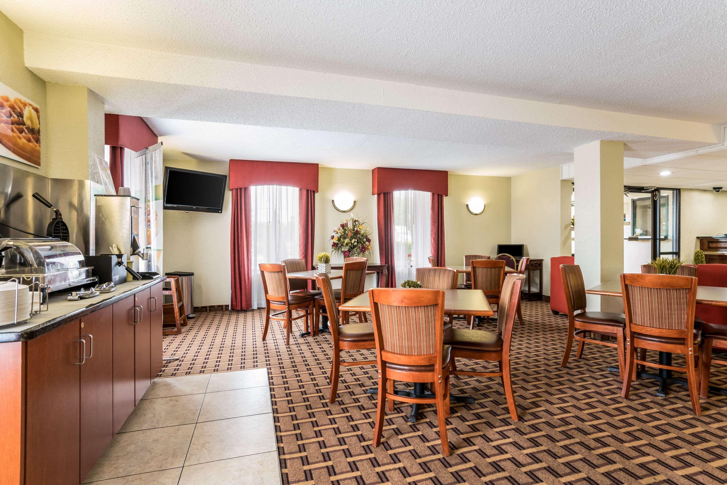 Quality Inn North Battleboro Exteriör bild