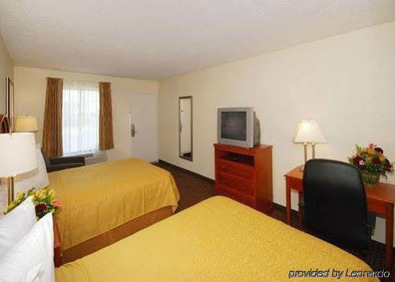 Quality Inn North Battleboro Exteriör bild