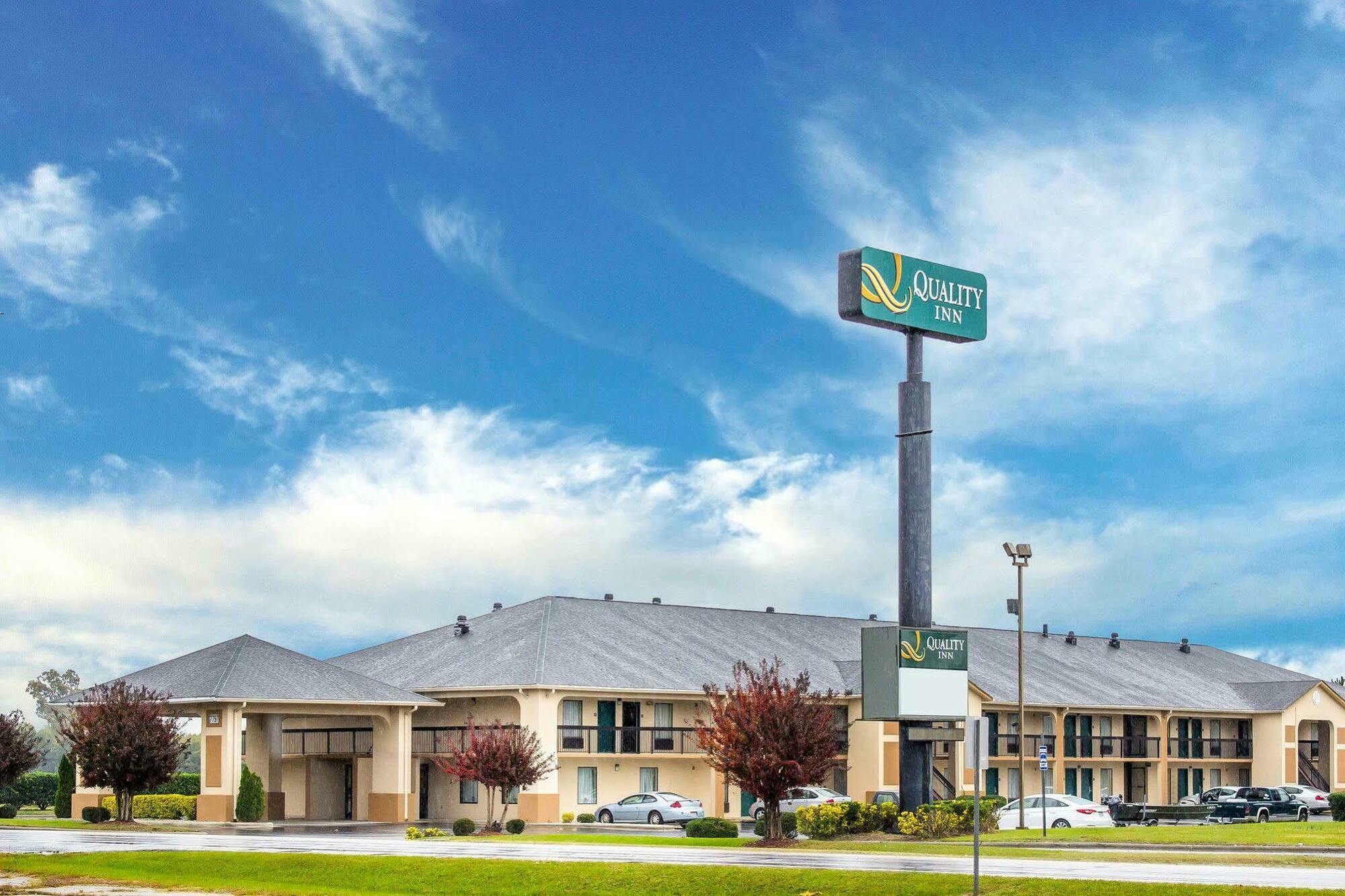 Quality Inn North Battleboro Exteriör bild